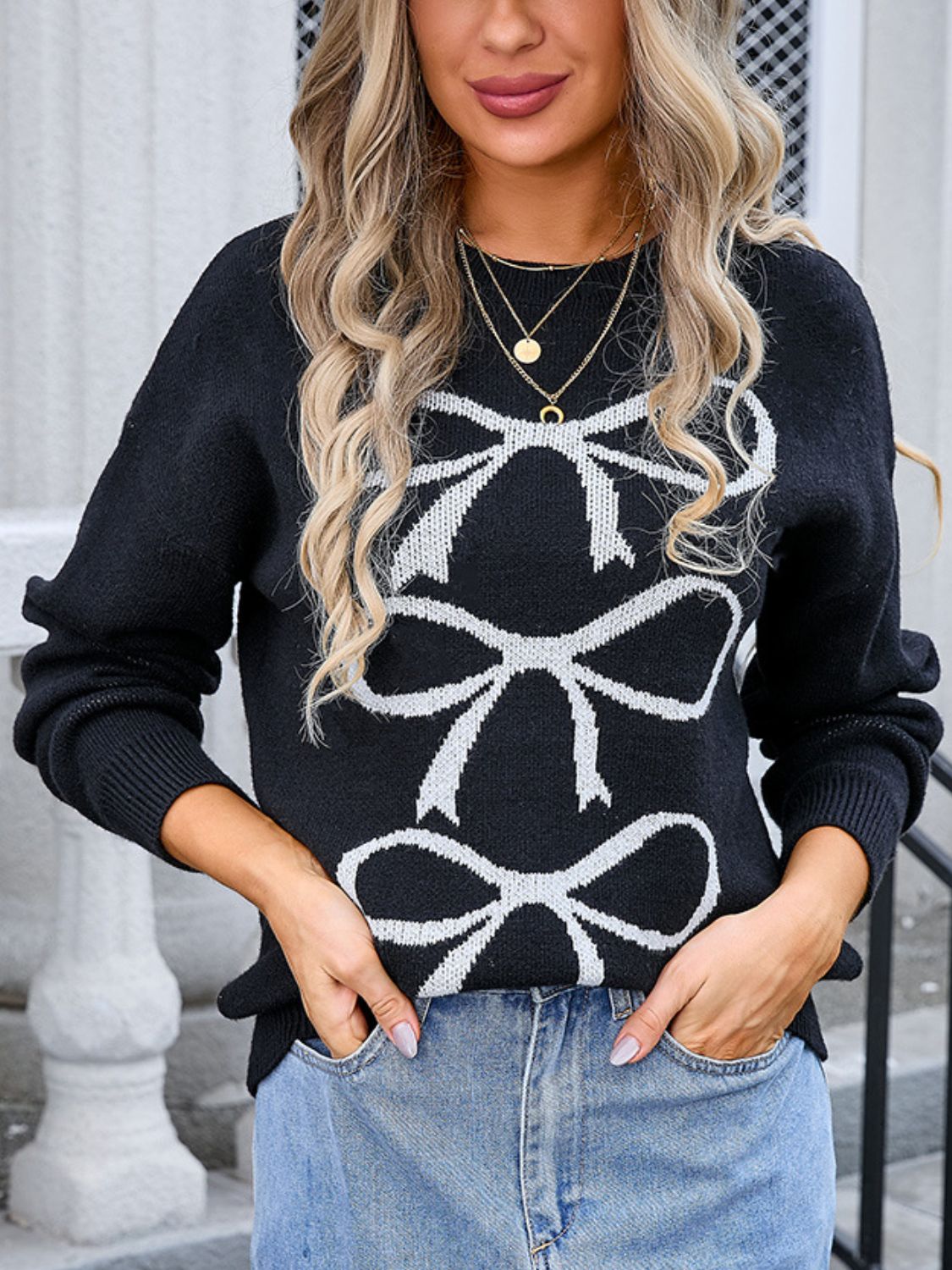 Bow Graphic Sweater