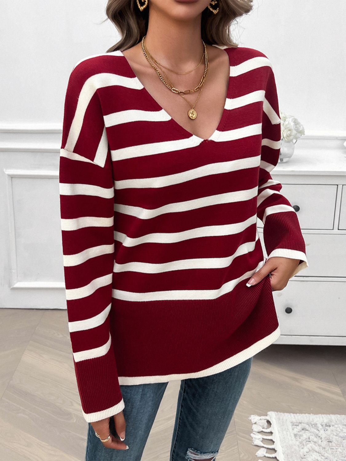 V-Neck Long Sleeve Knit Top